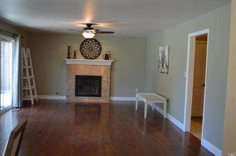165 Moll Dr, Windsor, CA 95492 photo 14