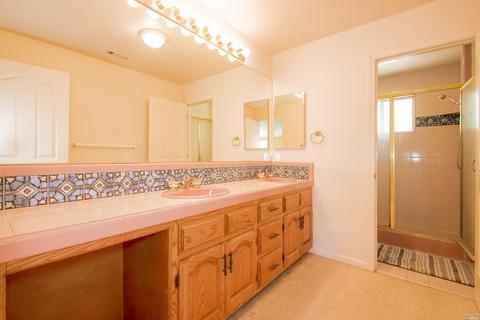 296 Springvalley Dr, Vacaville, CA 95687 photo 5