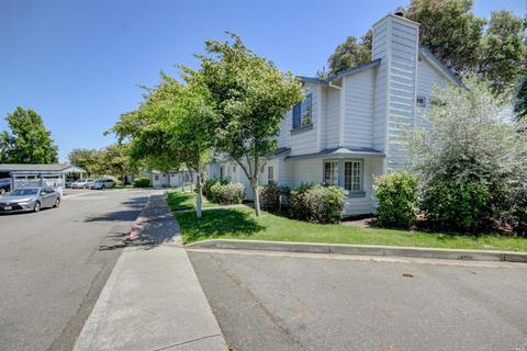 1810 E Tabor Ave #3, Fairfield, CA 94533 photo 2