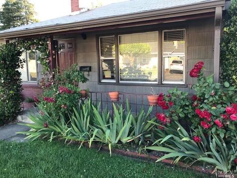 1741 Talmage Ct, Ukiah, CA 95482 photo 1
