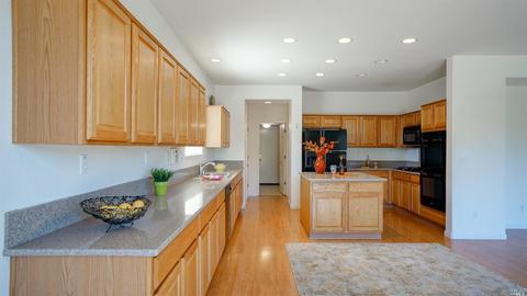 5166 Chabot Ct, Fairfield, CA 94534 photo 13