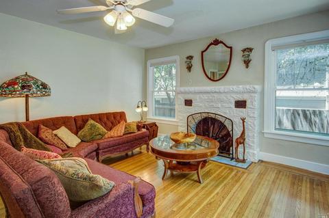 519 Ohio St, Vallejo, CA 94590 photo 2