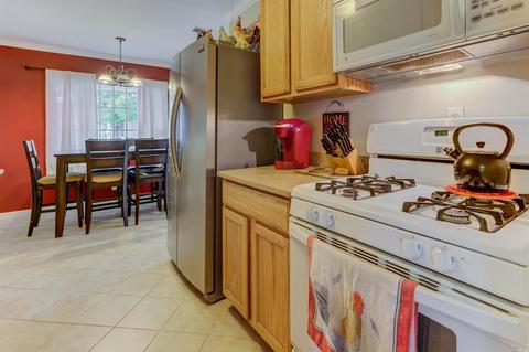 827 Beechwood Ave, Vallejo, CA 94591 photo 9