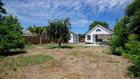 215 E 3rd St, Cloverdale, CA 95425 photo 25