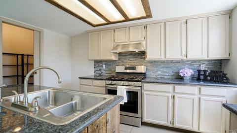 215 E 3rd St, Cloverdale, CA 95425 photo 10