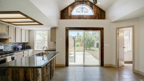215 E 3rd St, Cloverdale, CA 95425 photo 13