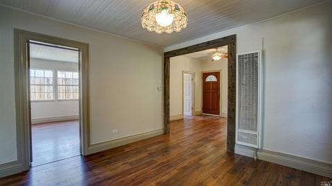 215 E 3rd St, Cloverdale, CA 95425 photo 8