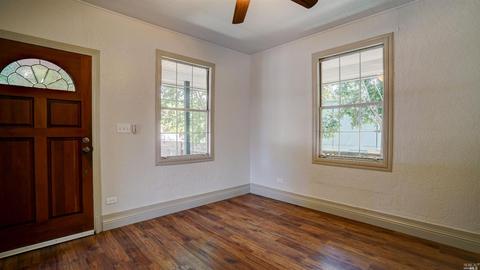 215 E 3rd St, Cloverdale, CA 95425 photo 5