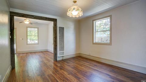 215 E 3rd St, Cloverdale, CA 95425 photo 9