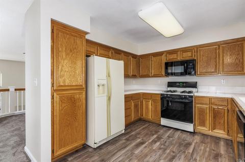 495 E 5th St, Benicia, CA 94510 photo 11
