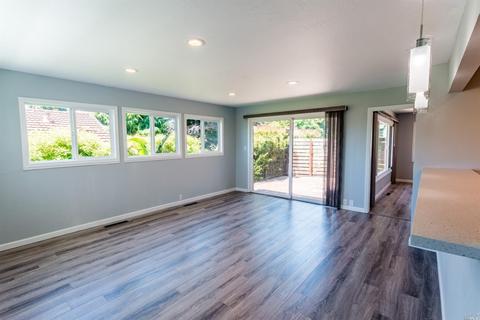 939 Nebraska St, Vallejo, CA 94590 photo 5