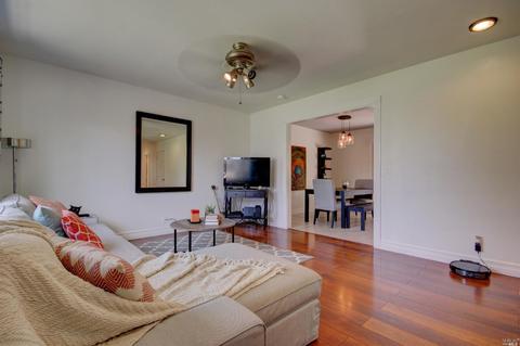131 Rosemary Dr, Vallejo, CA 94589 photo 5
