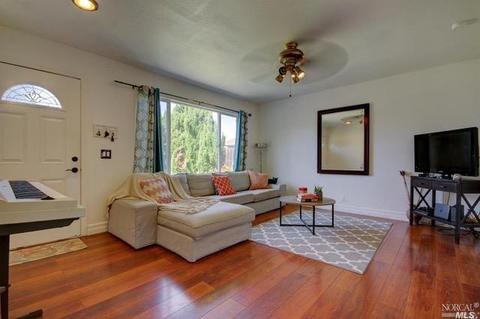 131 Rosemary Dr, Vallejo, CA 94589 photo 4