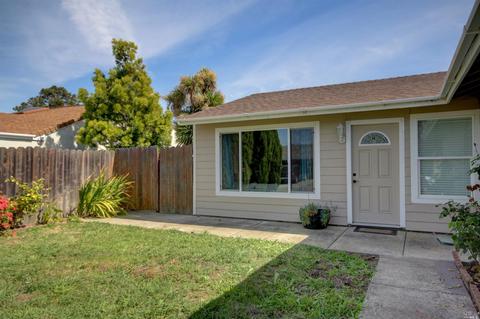 131 Rosemary Dr, Vallejo, CA 94589 photo 2