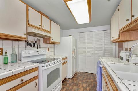 1332 E 7th St, Benicia, CA 94510 photo 6