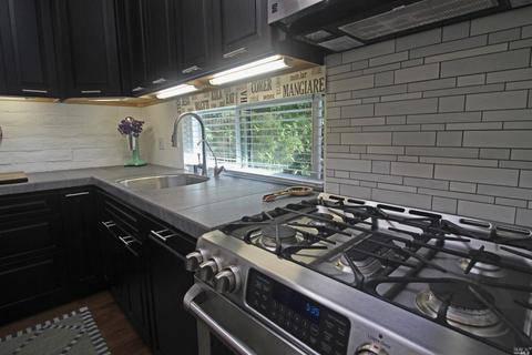 94 Fairways Dr, Napa, CA 94558 photo 18