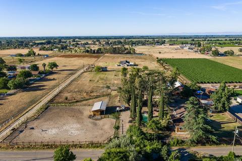 12750 Atkinson Rd, Lodi, CA 95240 photo 1
