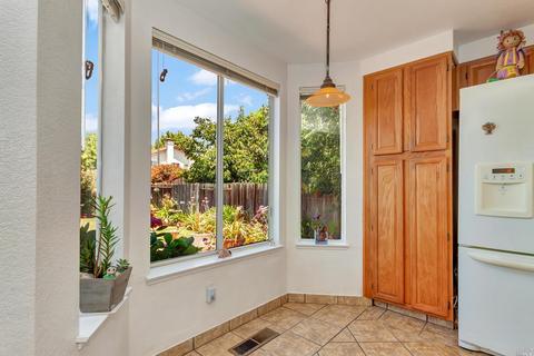 419 Avalon Cir, Vallejo, CA 94589 photo 12