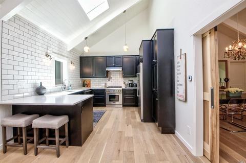 365 Carrera Dr, Mill Valley, CA 94941 photo 5