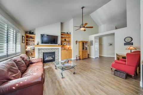 9215 Magnolia Way, Windsor, CA 95492 photo 4