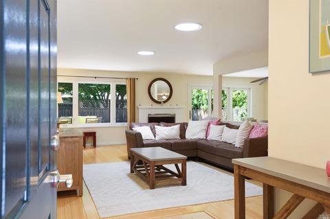 62 Cascade Dr, Fairfax, CA 94930 photo 4