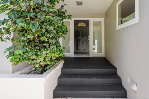 62 Cascade Dr, Fairfax, CA 94930 photo 2