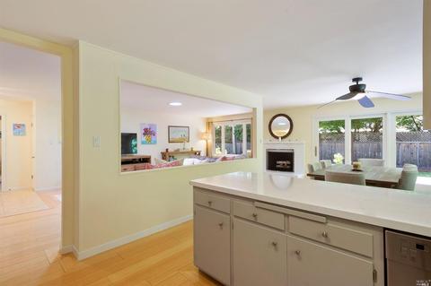 62 Cascade Dr, Fairfax, CA 94930 photo 14