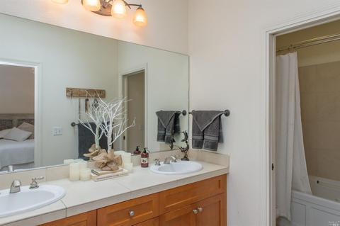 7506 Batkin Ct, Cotati, CA 94931 photo 28