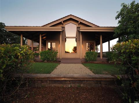 23550 Vineyard Rd, Geyserville, CA 95441 photo 1