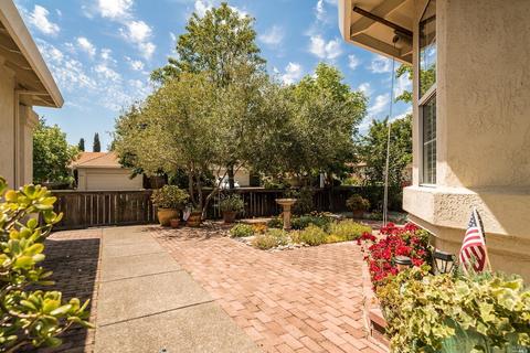 274 Cayetano Dr, Windsor, CA 95492 photo 5