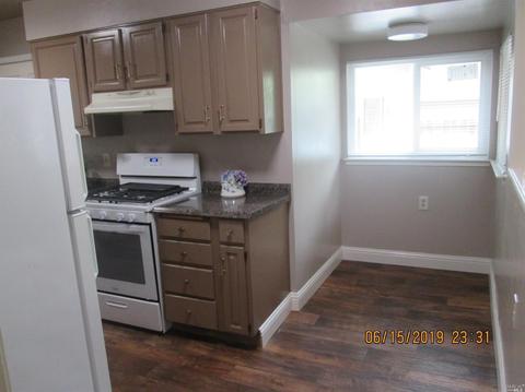 303 Manhattan Dr, Vallejo, CA 94591 photo 3