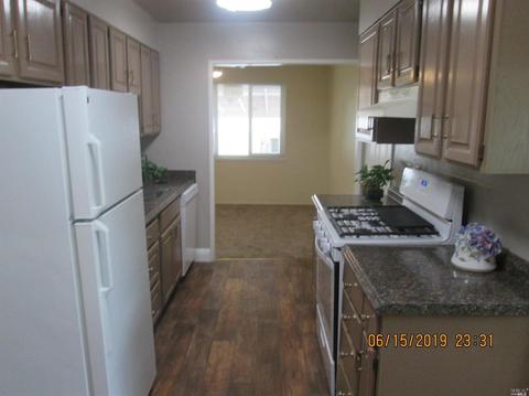 303 Manhattan Dr, Vallejo, CA 94591 photo 4