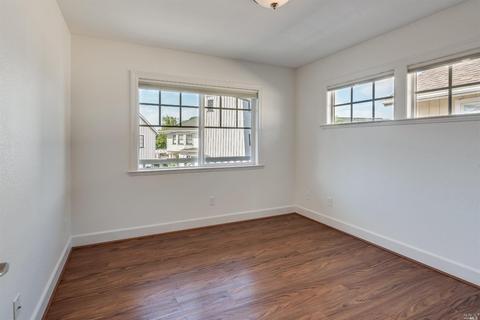 949 Martin Cir, Petaluma, CA 94952 photo 26
