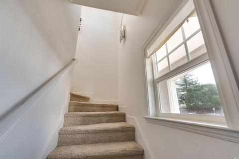 949 Martin Cir, Petaluma, CA 94952 photo 15