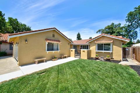 920 Dawson Dr, Dixon, CA 95620 photo 2