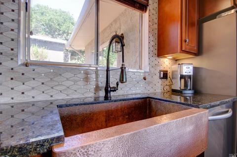 174 Baxter St, Vallejo, CA 94590 photo 8
