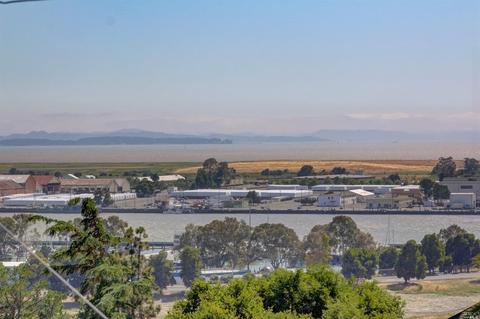 174 Baxter St, Vallejo, CA 94590 photo 4