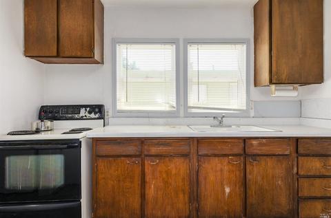 626 Monterey St, Vallejo, CA 94590 photo 11
