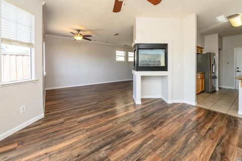 53 Narragansett Ct, Vallejo, CA 94591 photo 4