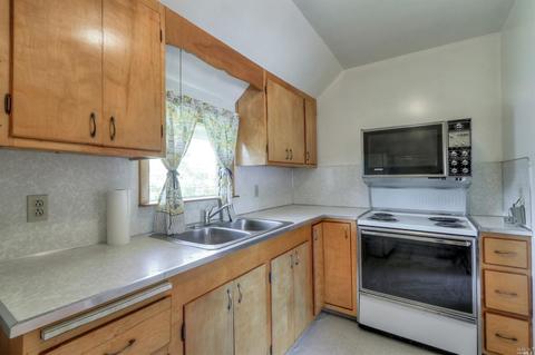 744 W Ohio St, Vallejo, CA 94590 photo 21