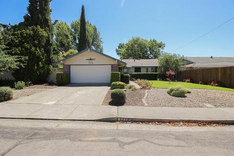 1712 Hemlock St, Fairfield, CA 94533 photo 1