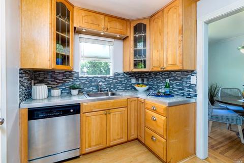 532 Jennings Ave, Vallejo, CA 94591 photo 10
