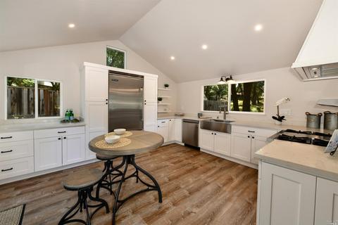 10116 Brooks Rd, Windsor, CA 95492 photo 4