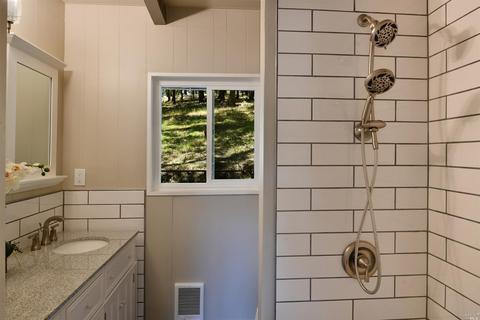 10116 Brooks Rd, Windsor, CA 95492 photo 19