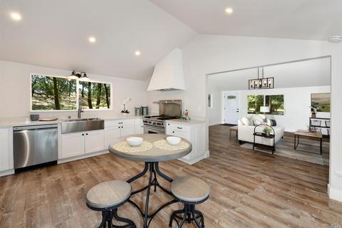 10116 Brooks Rd, Windsor, CA 95492 photo 5
