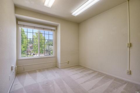 300 Fireweed Ct, Windsor, CA 95492 photo 26