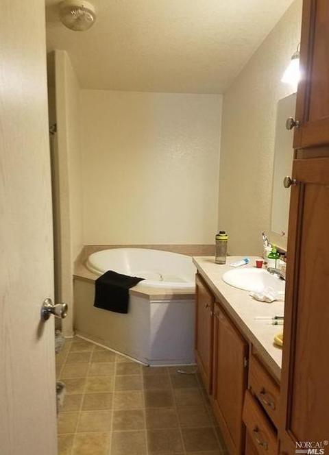 6961 Meadowbrook Dr, Clearlake, CA 95422 photo 9