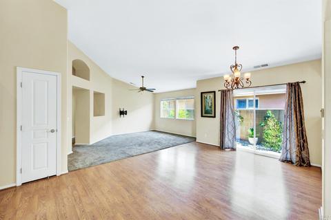 260 Bartlett Ln, Vacaville, CA 95687 photo 2