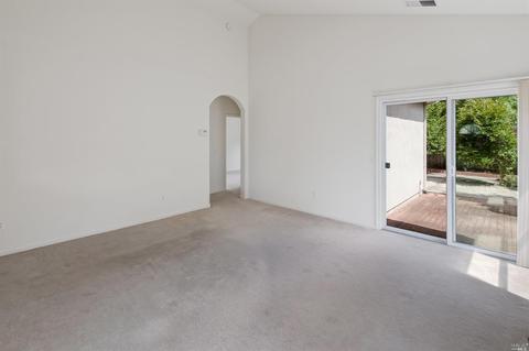 863 Ella Fitzgerald Ct, Windsor, CA 95492 photo 5