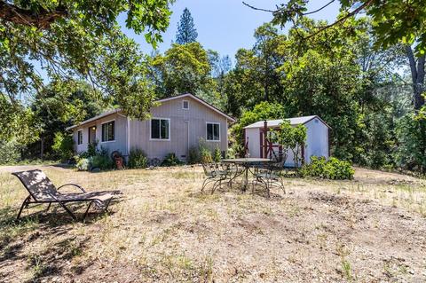 35300 Mendo Dr, Willits, CA 95490 photo 2